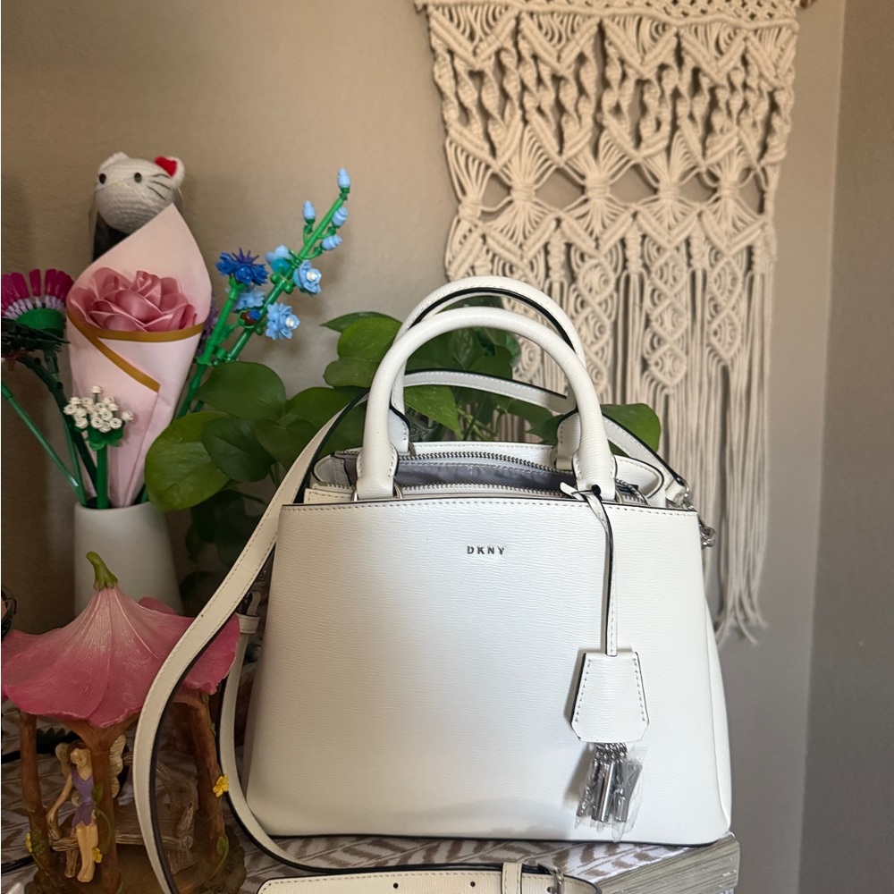 DKNY White Women's Handbag